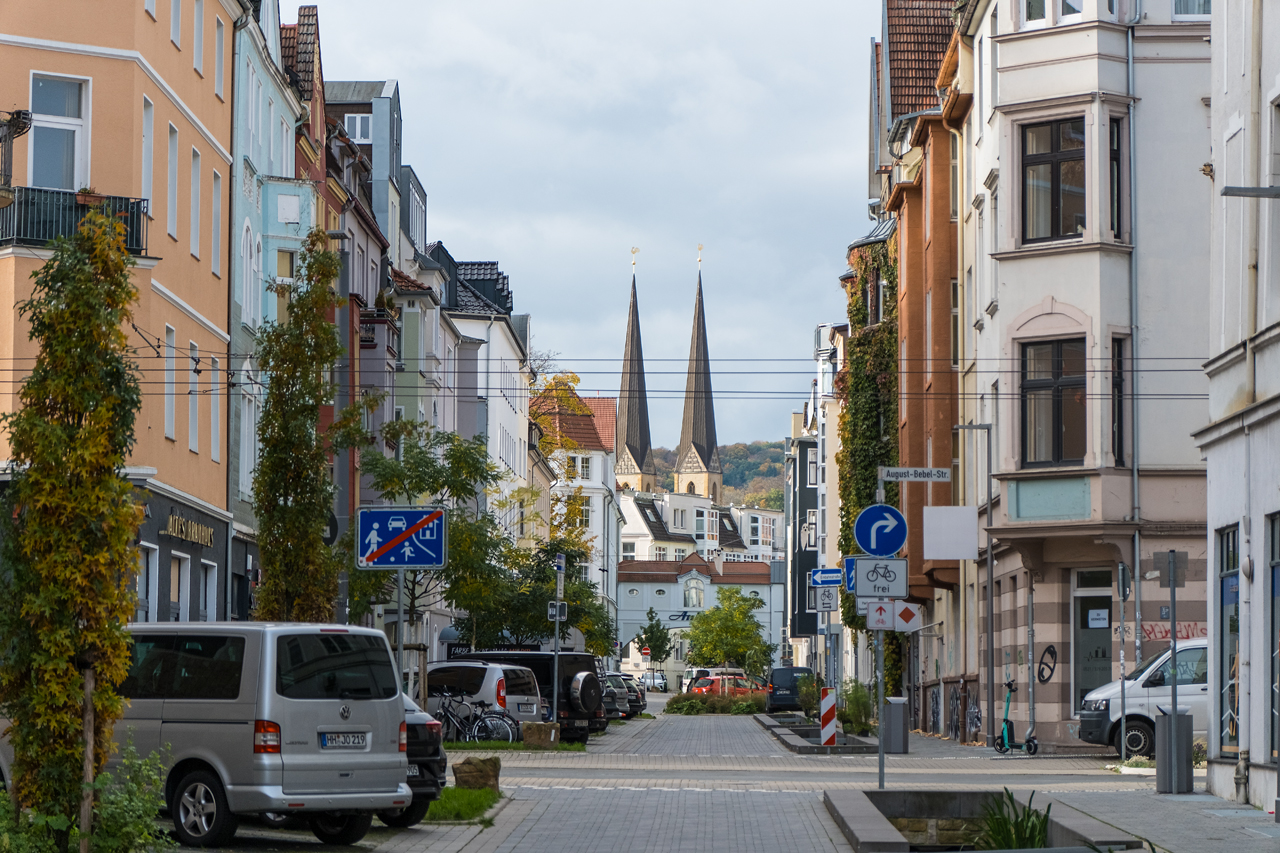 Ravensberger Straße, Blick auf Neustädter Marienkirche