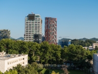 Blick auf Pallati i Kongreseve & Tirana Marriott