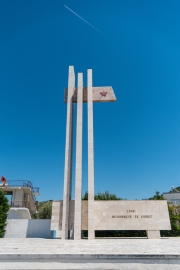 Lavdi Dëshmorëve të Kombit (Partisanendenkmal und Friedhof)