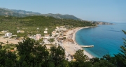 Blick auf Livadhi Beach
