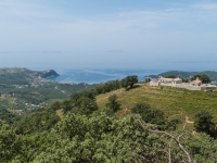 Blick auf’s Kloster und Meer