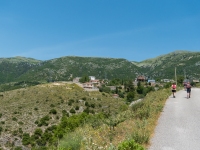Strasse nach Pilur