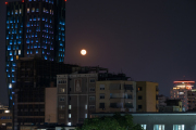 Erdbeermond