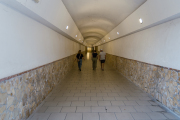 Zugang zum Hotel Antares