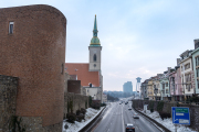 Stadtmauer, Dom und Brücke